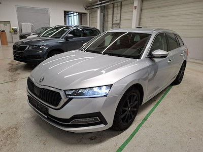 Kaufe SKODA OCTAVIA bei Ayvens Carmarket